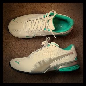 Womens Puma Sneakers